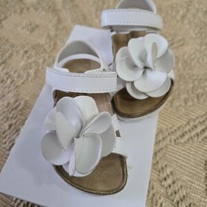 Chic White Floral Kids Sandals